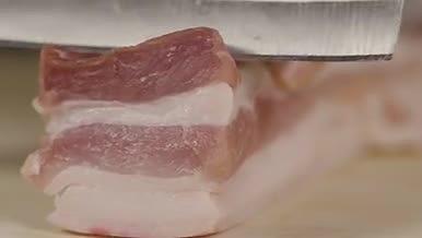 4k实拍美食切肉片展示升格slog视频的预览图